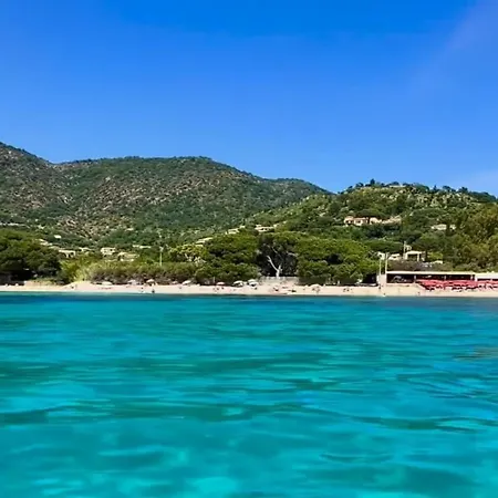 Apartmán La Fossette , 4 Personnes, 5mn De La Plage, Wifi, Climatisation, Parking, Terrasse Sans Vis-a-vis