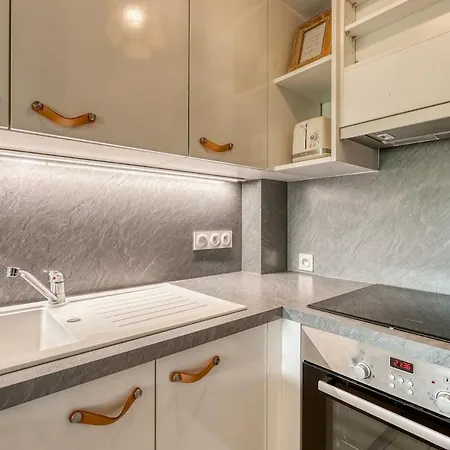 Apartamento La Fossette , 4 Personnes, 5mn De La Plage, Wifi, Climatisation, Parking, Terrasse Sans Vis-a-vis