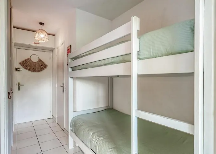 La Fossette , 4 Personnes, 5mn De La Plage, Wifi, Climatisation, Parking, Terrasse Sans Vis-a-vis Apartman *