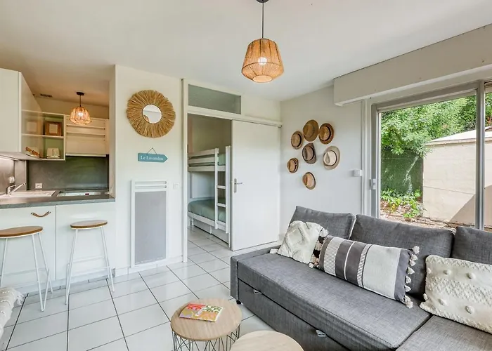 Apartman La Fossette , 4 Personnes, 5mn De La Plage, Wifi, Climatisation, Parking, Terrasse Sans Vis-a-vis